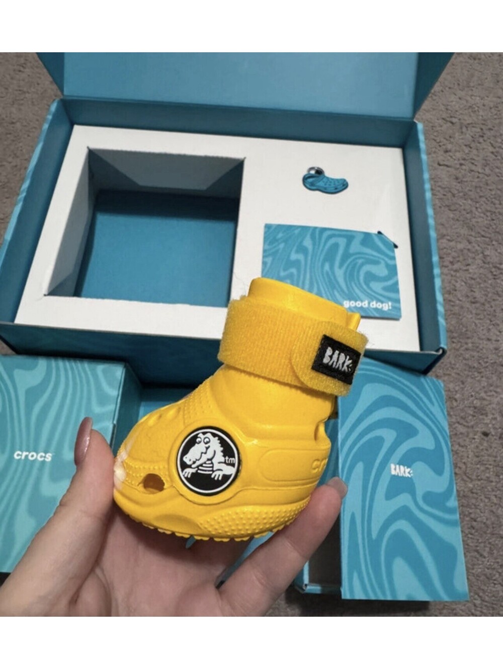 BARK BOX x Crocs Dog Boots Yellow & White Pet Shoes Set w/ Box Size M New NWB